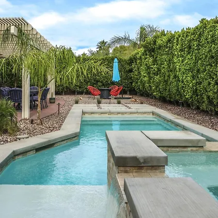 Sunny Desert Dwelling - A Ryson Property